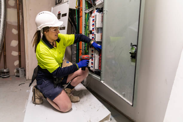 Best Electrical Troubleshooting Services  in Glendale, WI